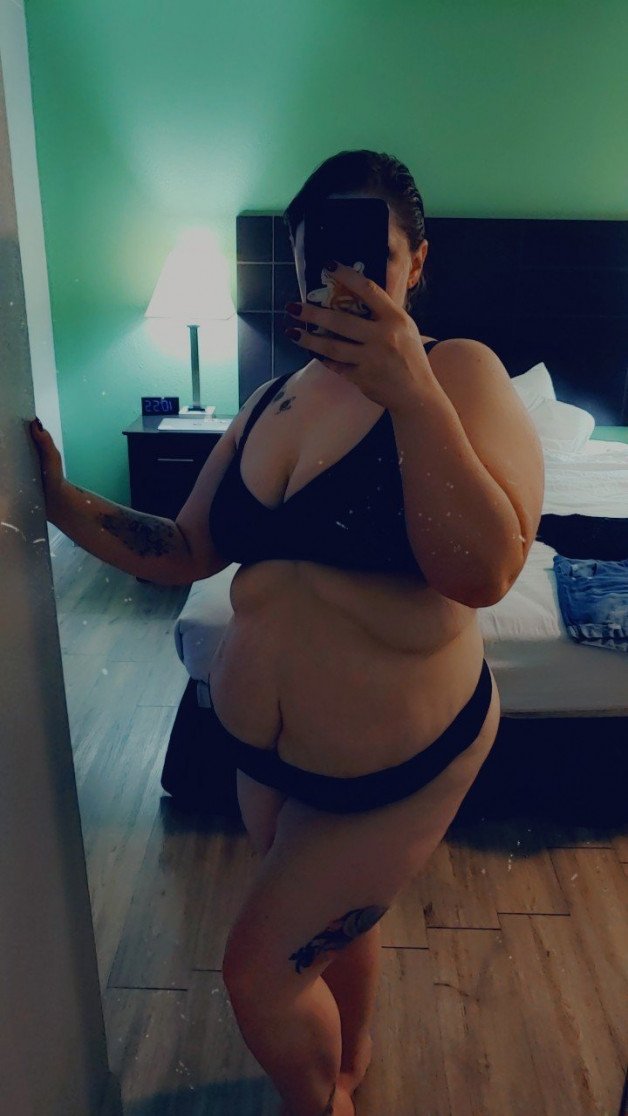 Photo by Skittlepop6 with the username @Skittlepop6, who is a verified user,  June 25, 2023 at 11:52 PM. The post is about the topic Sexy BBWs and the text says 'Who else is into Mom Bod's?
https://onlyfans.com/skittlepop3624

#bbw #mombod #primalprey #switch #lgbtq #pansexual #daddysgirl #goodgirl #cumslut #whore #gothgirl #altgirl #onlyfans #ofgirl #braandpanties #tattoos'