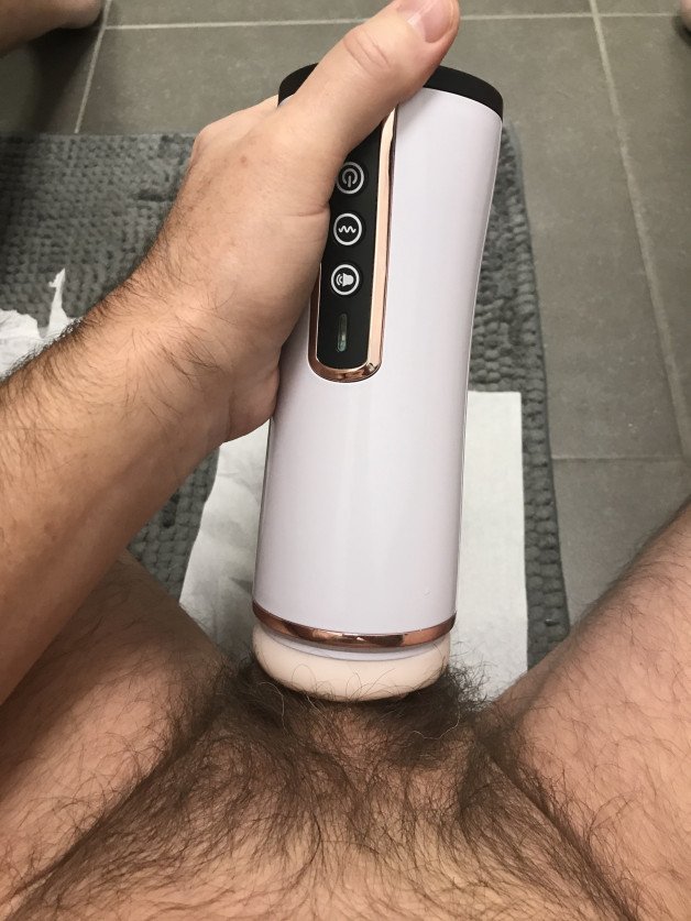 Photo by Fisback4 with the username @Fisback4, who is a verified user,  May 25, 2023 at 6:28 PM and the text says 'Me fucking a pussy, nice and sweet, but to small for my dick !!'