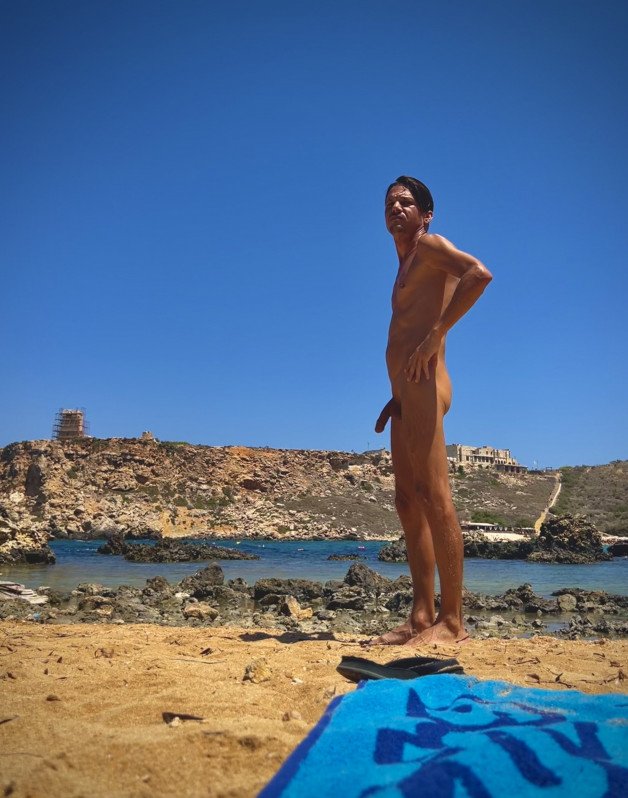 Photo by Alex-Tchad with the username @Alex-Tchad, who is a verified user,  August 17, 2023 at 2:13 PM. The post is about the topic Nudism&Naturism and the text says 'Għajn Tuffieħa, Riviera beach, #Malta #Naturist #Nudist'