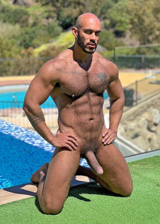 Photo by mike50667 with the username @mike50667, who is a verified user,  April 15, 2024 at 2:25 PM. The post is about the topic Gay Outdoors