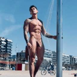 Shared Photo by mike50667 with the username @mike50667, who is a verified user,  April 23, 2024 at 10:15 AM. The post is about the topic Showering studs