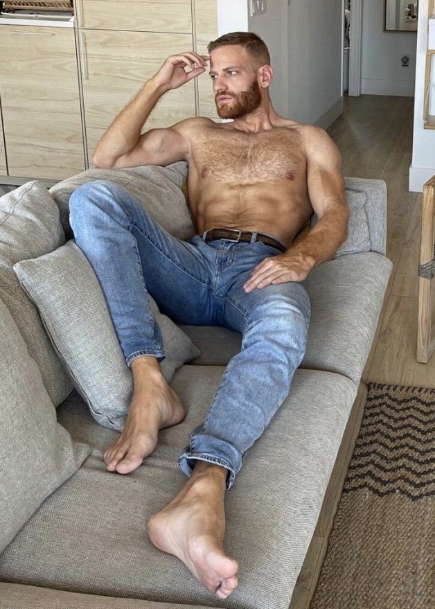 Photo by mike50667 with the username @mike50667, who is a verified user,  May 1, 2024 at 4:46 PM. The post is about the topic Men in jeans