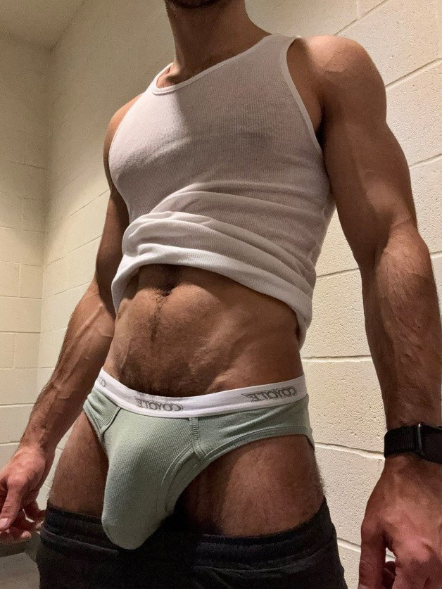 Photo by mike50667 with the username @mike50667, who is a verified user,  February 15, 2024 at 1:48 PM. The post is about the topic Bulge