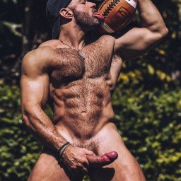 Photo by mike50667 with the username @mike50667, who is a verified user,  May 3, 2024 at 8:38 AM. The post is about the topic Gay Muscle