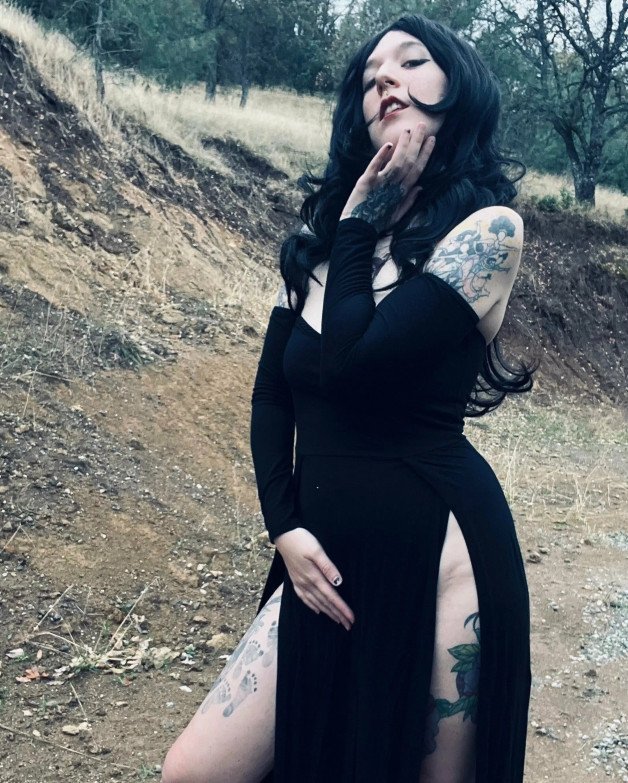 Photo by MyDotClub with the username @MyDotClub, who is a brand user,  December 13, 2023 at 10:00 AM. The post is about the topic Vampire Girls and the text says '#Humpdayvibes with [gothicc_baddie]'