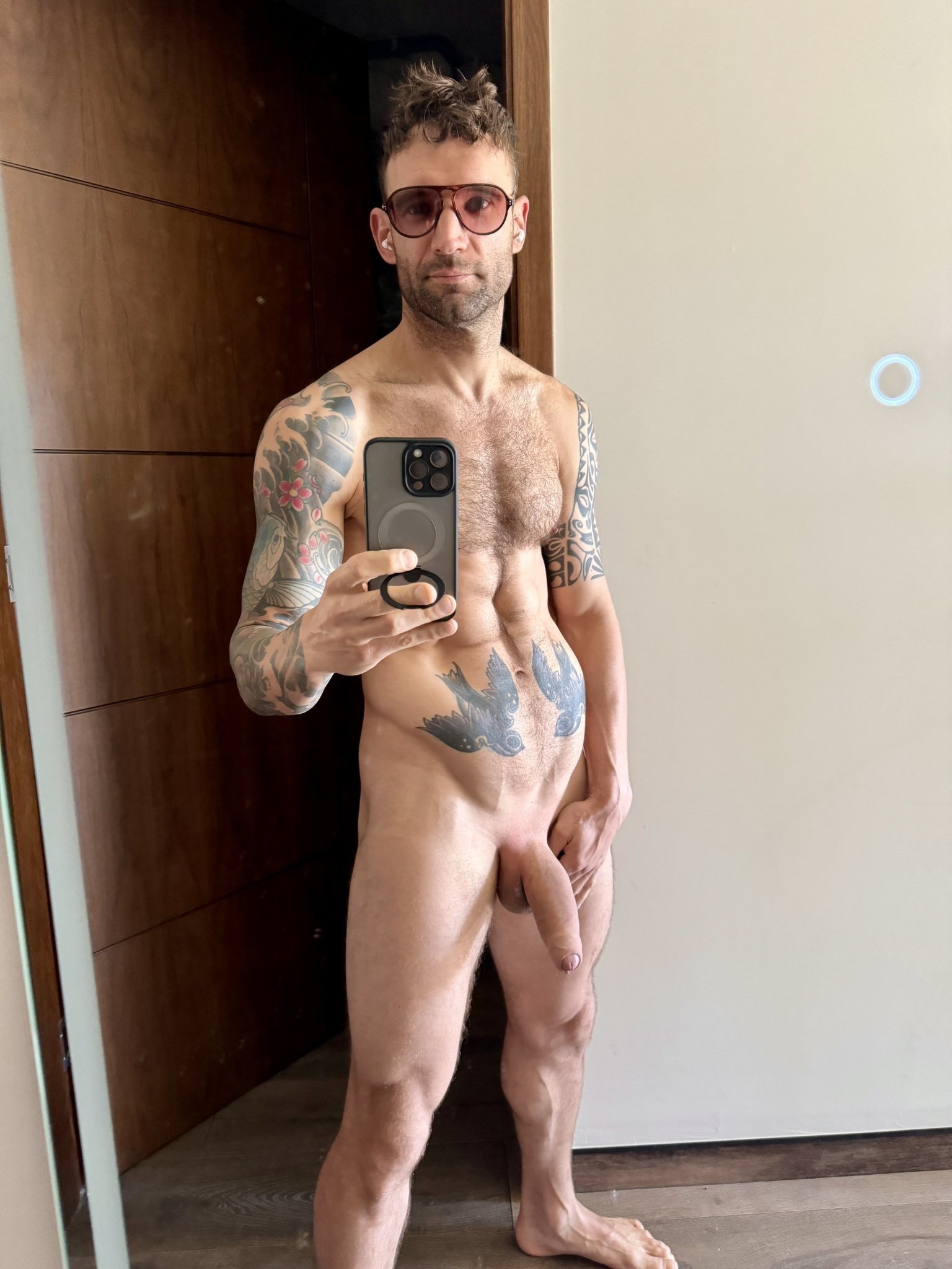 Photo by MauiThor with the username @MauiThor, who is a verified user,  April 4, 2024 at 10:50 AM and the text says 'Straight Los Angeles muscle'