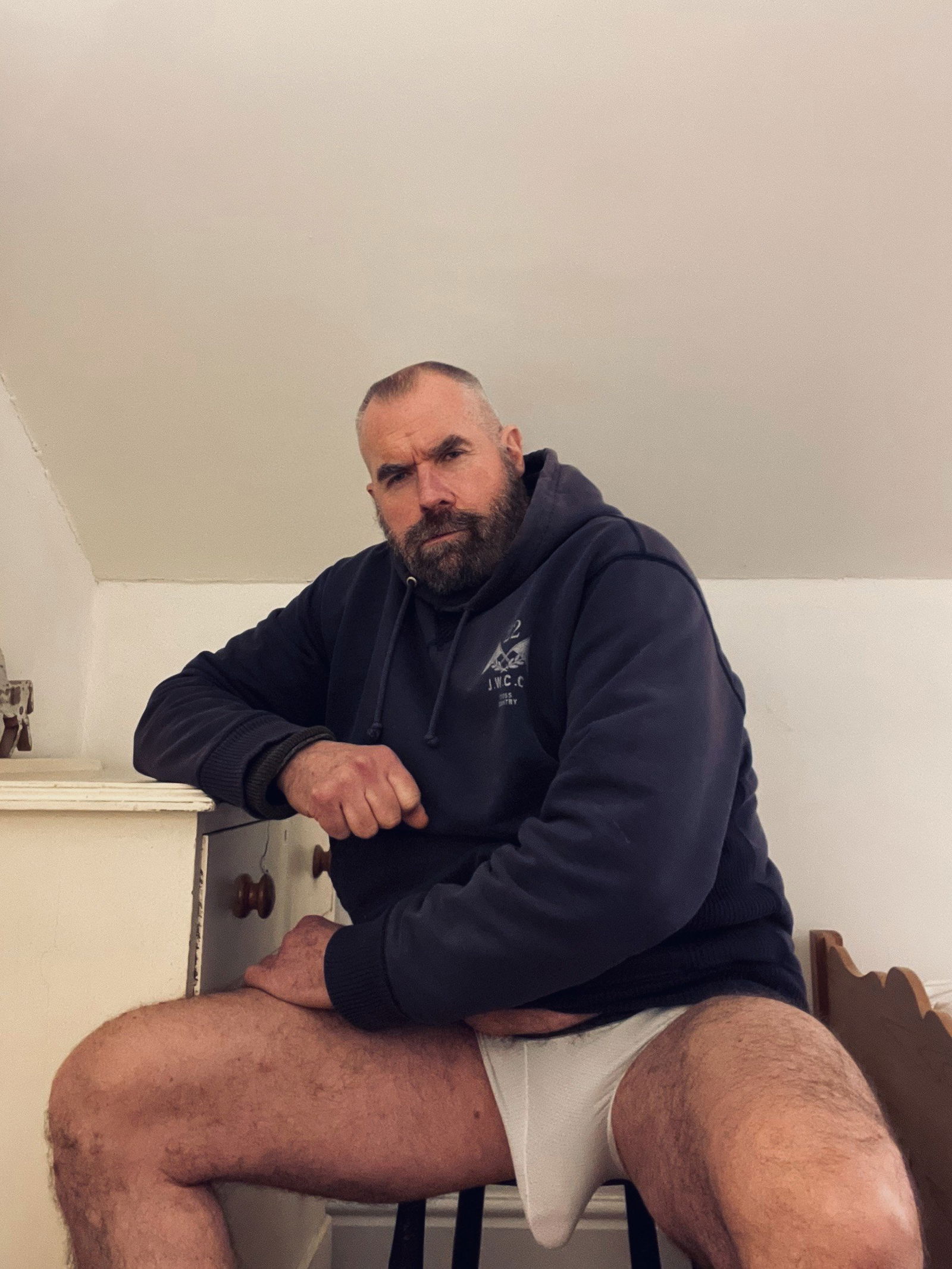 Watch the Photo by MauiThor with the username @MauiThor, who is a verified user, posted on March 12, 2024 and the text says 'Beefy daddy bear'