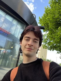 Photo by MauiThor with the username @MauiThor, who is a verified user,  July 24, 2024 at 5:01 AM and the text says 'Czech  uni student'