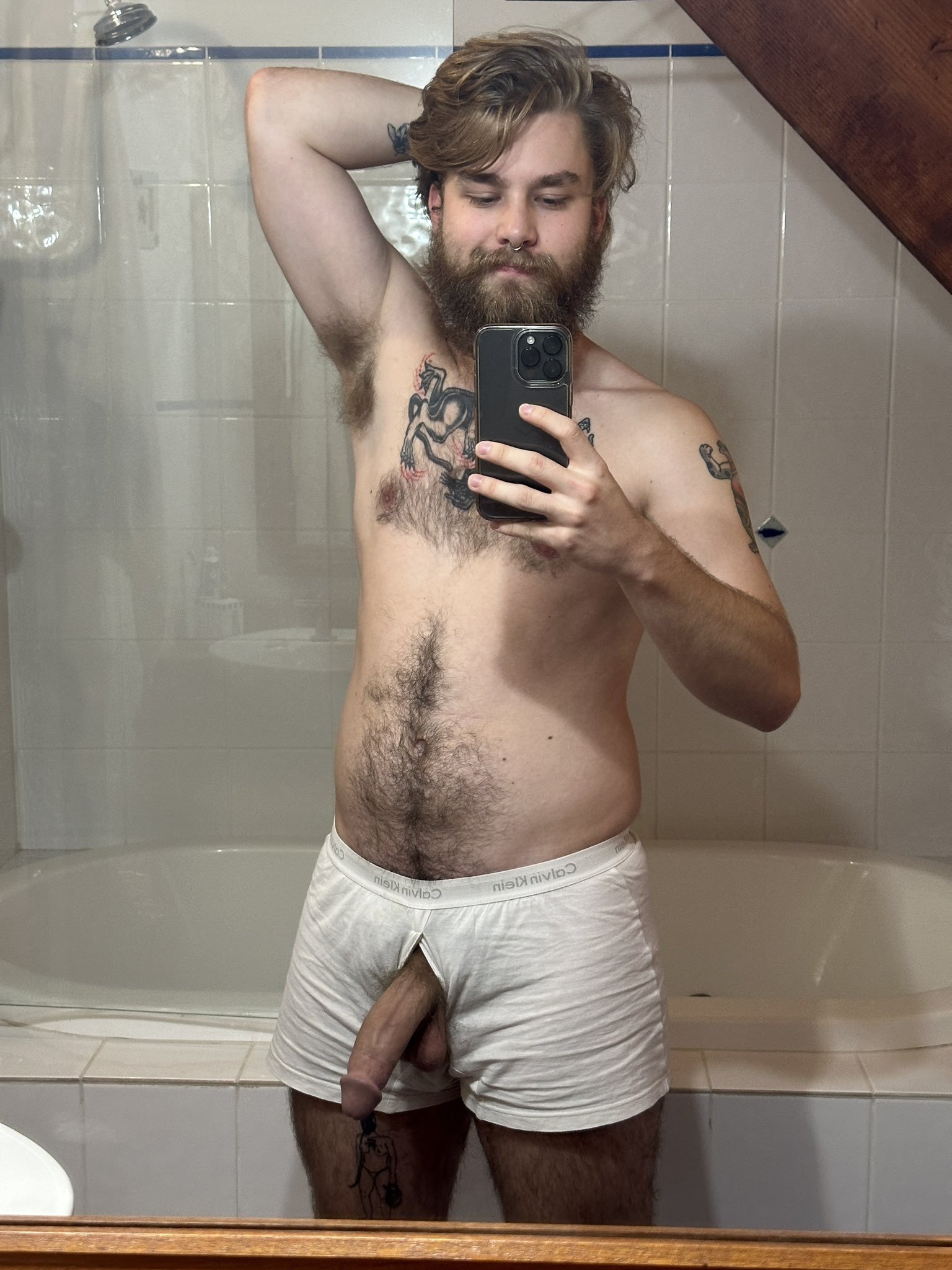 Photo by MauiThor with the username @MauiThor, who is a verified user,  April 26, 2024 at 3:20 AM and the text says '24 hairy boy 🇦🇺'