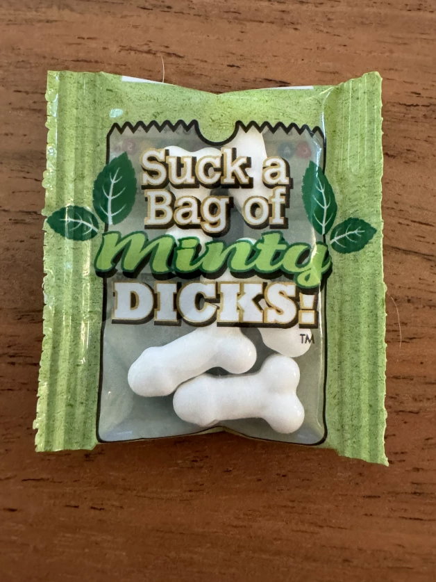 Photo by SeaBrettBurn with the username @SeaBrettBurn, who is a verified user,  April 7, 2024 at 11:35 PM and the text says 'Mmmmmmmm, minty fresh dicks 🤣'