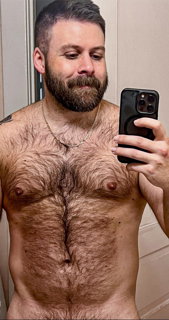Photo by SeaBrettBurn with the username @SeaBrettBurn, who is a verified user,  June 9, 2024 at 3:14 AM. The post is about the topic Gay Hairy Men
