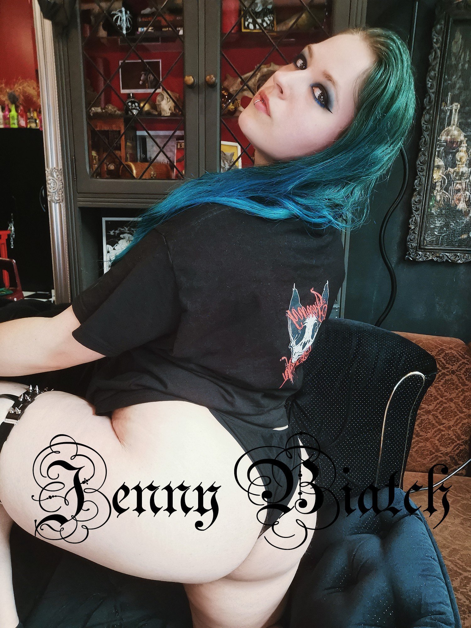 Photo by JennyBiatch with the username @thejennybiatch, who is a verified user,  January 23, 2024 at 10:07 AM and the text says 'Jenny Biatch Nude Leaks, BIG TIDDY GOTH GF - #onlyfans #jennybiatchnude #thejennybiatch #naked #porn #leak (IGNORE this title, I'm fighting with a rat who leaked my pics)'