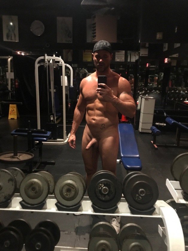 Photo by SniffinYourJock with the username @SniffinYourJock, who is a verified user,  August 15, 2023 at 6:01 PM. The post is about the topic Gym Bros and the text says 'More gyms need to be like this'