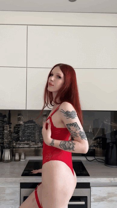 Photo by emmi.ts with the username @emmi.ts, who is a star user,  September 3, 2023 at 7:37 AM and the text says 'How are you doing? #trans #transwoman #tgirl https://onlyfans.com/action/trial/cgp2xzv0ntzrfkdh4qzcukjyz1pimrdi'