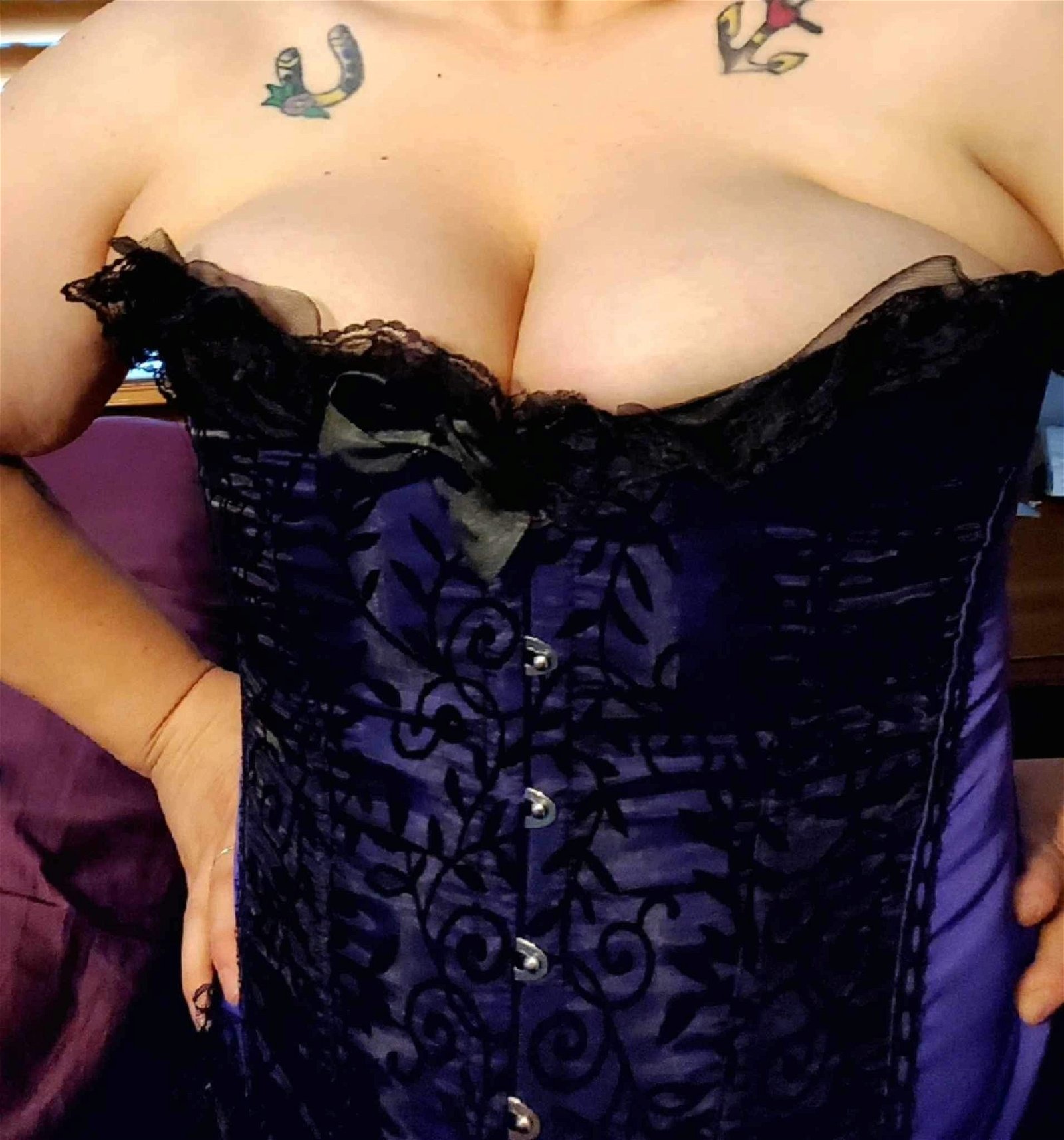 Photo by Ne14a69bbw with the username @Ne14a69bbw, who is a verified user,  December 17, 2023 at 5:01 PM. The post is about the topic Corsets