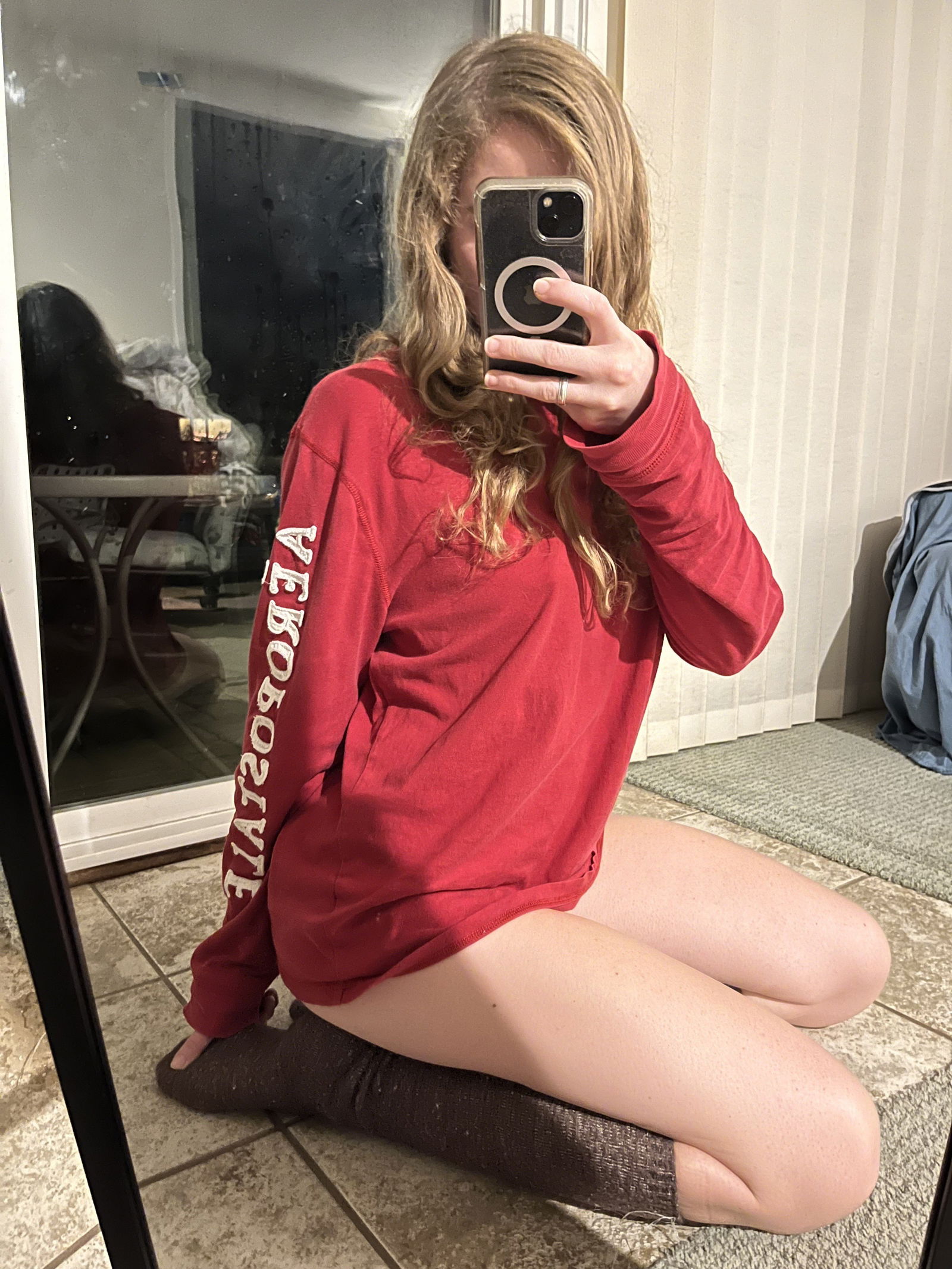 Photo by Evasummers with the username @Evasummers, who is a star user,  November 6, 2023 at 1:48 AM. The post is about the topic OnlyFans and the text says 'Subscribe to unlock exclusive content 😉

My favorite clothes to chill in: no bottoms, just a long shirt and long socks 😏

https://onlyfans.com/eva.summers

https://fansly.com/EvaSummers/posts


https://www.fanvue.com/eva-summers


#girls..'