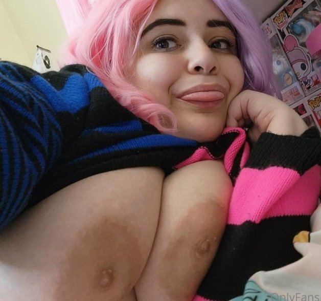 Photo by scoobsboobs with the username @scoobsboobs, who is a star user,  February 6, 2024 at 10:26 PM and the text says 'FREE PORN ON MY TELEGRAM
https://t.me/scoobsboobs'