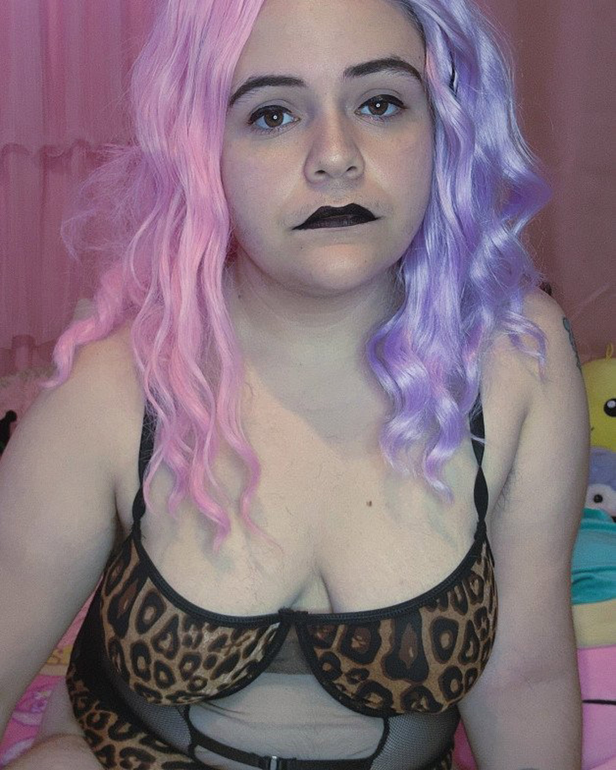 Photo by scoobsboobs with the username @scoobsboobs, who is a star user,  April 16, 2024 at 9:04 PM. The post is about the topic Goth Girls and the text says 'Can I be your sexy goth GF?'