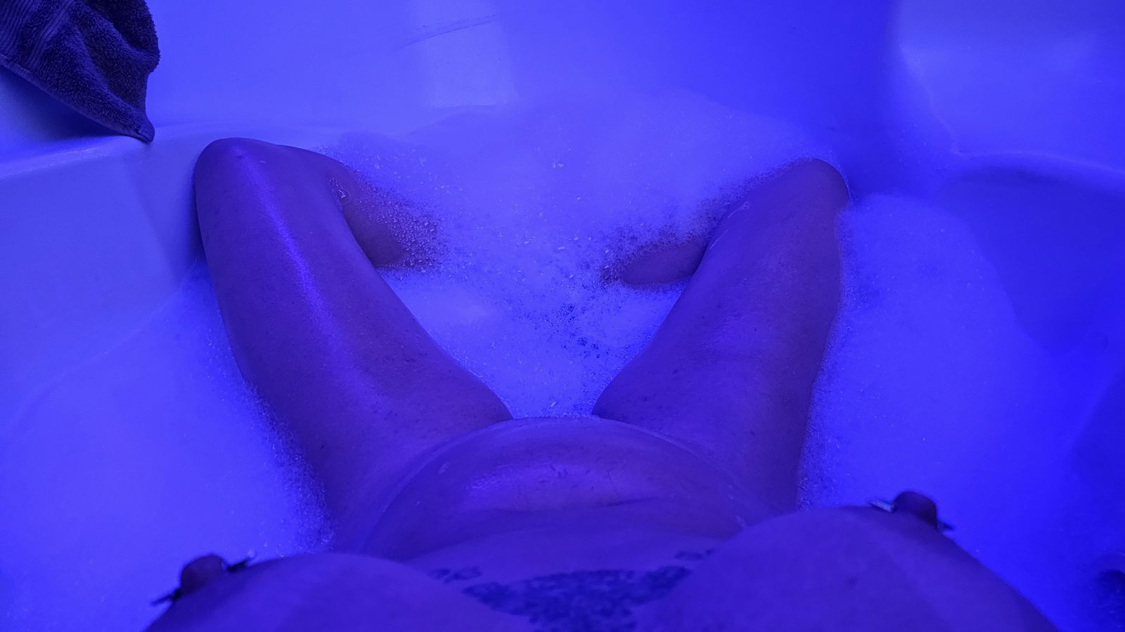 Photo by SexyHotwife & Happy Hubby with the username @HotwifeandHappyHubby, who is a star user,  May 20, 2024 at 6:17 PM and the text says 'Bubble bath, bubble butt 😋 

#Hotwife #slut #SharedWife #Vixen #cum #tits #piercedtits #pierced #ass #pussy
#LongTallKitKat'