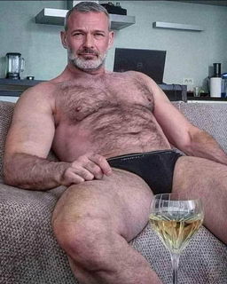 Shared Photo by Guytime331 with the username @Guytime331, who is a verified user,  April 21, 2024 at 11:58 PM and the text says 'Hot man'