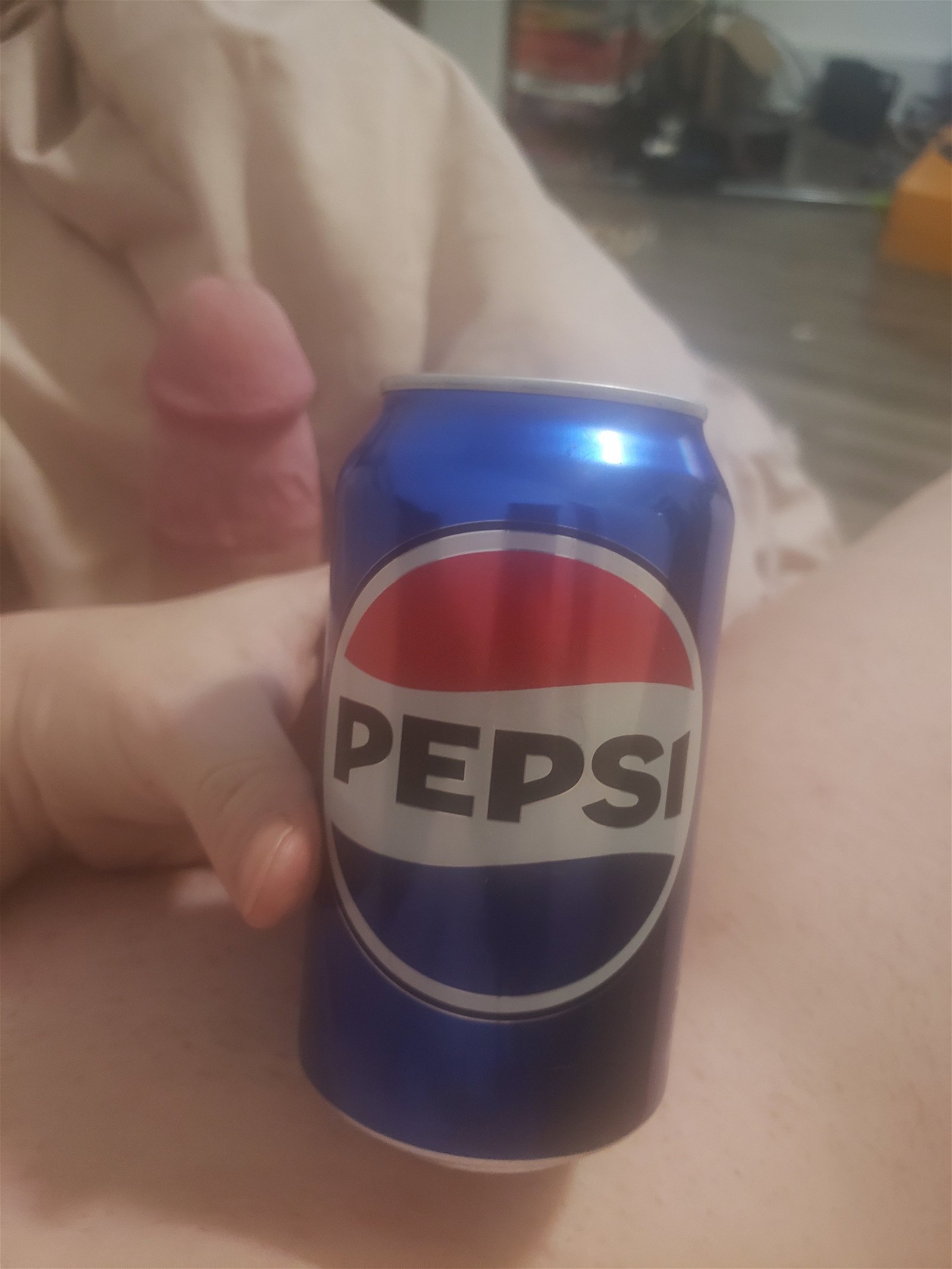 Shared Photo by Luvbug with the username @Luvbug, who is a verified user,  October 27, 2023 at 9:44 PM. The post is about the topic Size matters and the text says 'The soda can test'