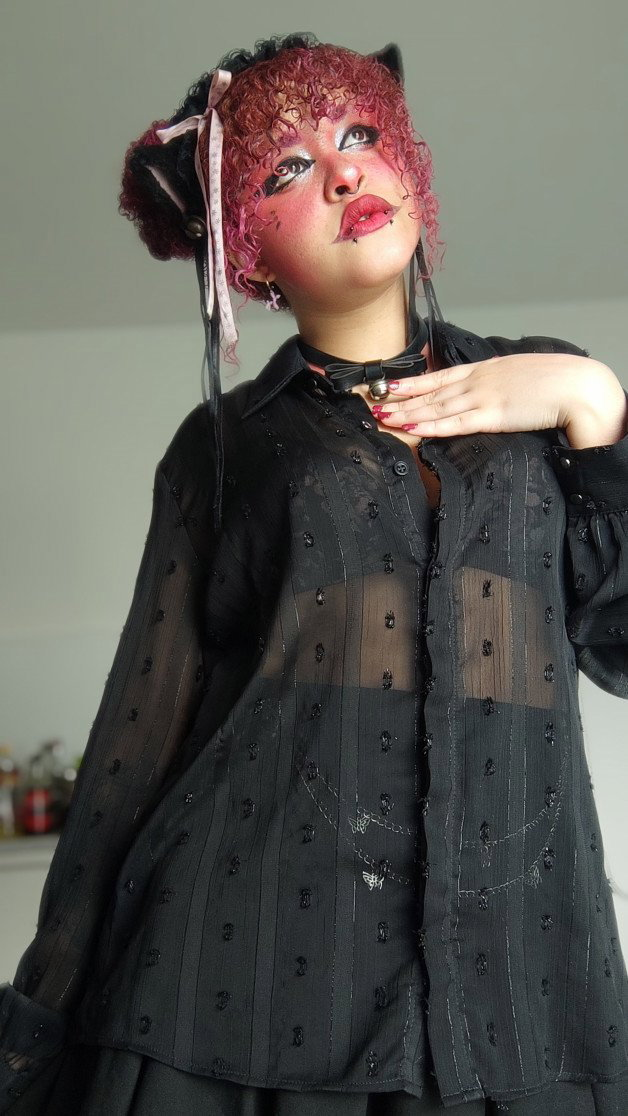 Photo by Camushii with the username @Camushii, who is a star user,  October 10, 2023 at 12:46 PM. The post is about the topic Ass and the text says 'do you like my outfit today? #ass #mesh'