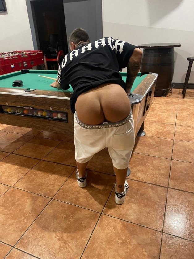 Photo by Zeuss911 with the username @zeuss911, who is a star user,  October 12, 2023 at 7:43 PM. The post is about the topic Gay Porn and the text says 'Who wants to play pool with me😈'