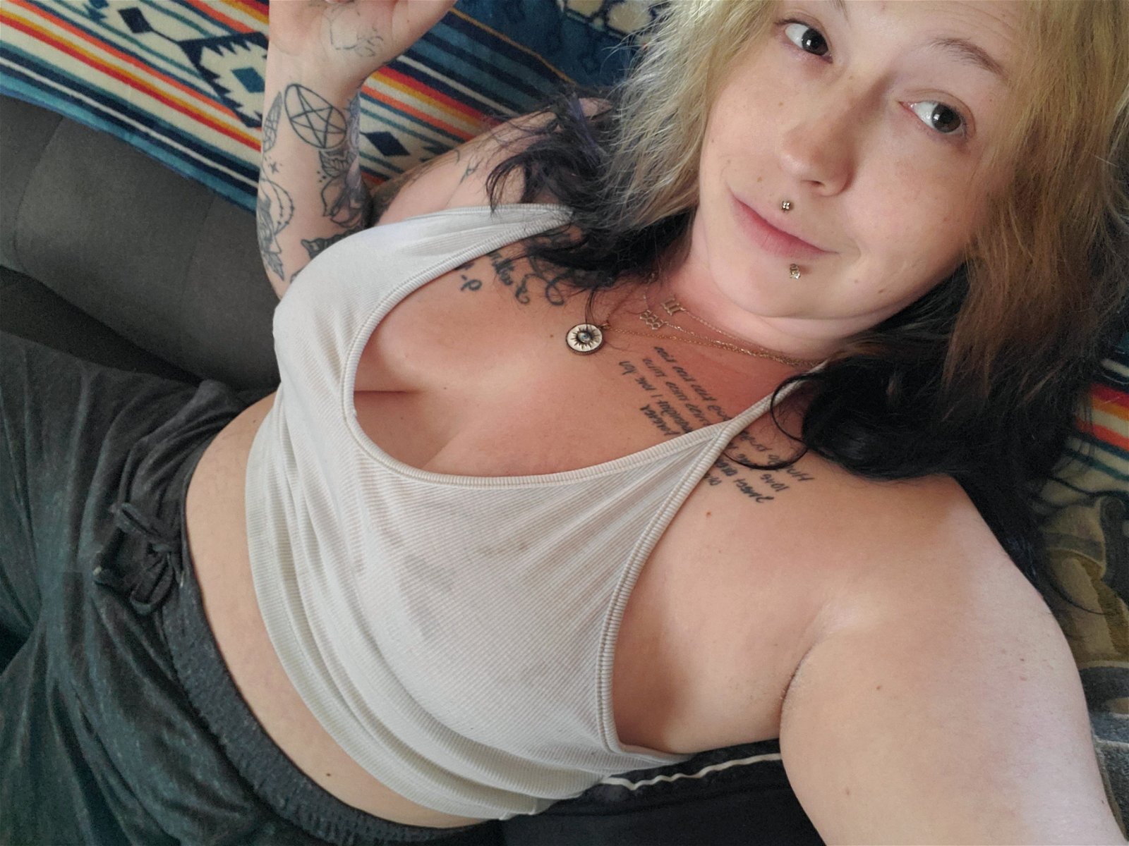 Photo by LunaJayy with the username @LunaJayy, who is a star user,  April 15, 2024 at 1:12 PM and the text says '300+ pics/ 100+vids on the wall when you subscribe 
https://onlyfans.com/luna_jay
#smoking #milf #chubby #thick #squirting #fuckmachine'