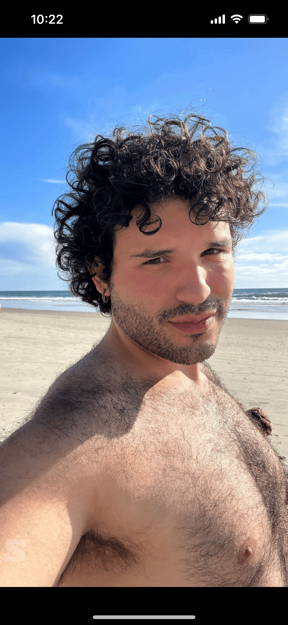 Photo by DirtyDaddyFunStuff with the username @DirtyDaddyPorn, who is a verified user,  April 21, 2024 at 1:21 AM and the text says '#hairy #otter with curls'