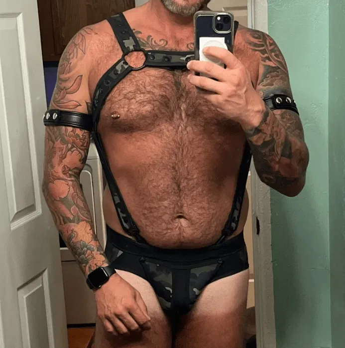 Photo by DirtyDaddyFunStuff with the username @DirtyDaddyPorn, who is a verified user,  May 2, 2024 at 8:31 PM and the text says 'Hot 14 #hung #otters #muscles #hairy'