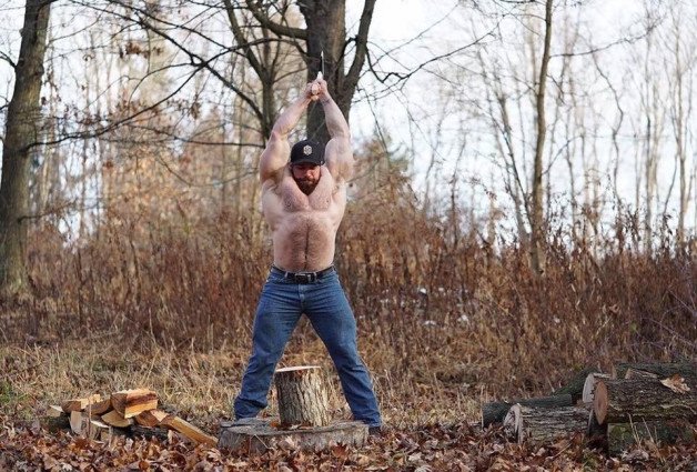 Photo by DirtyDaddyFunStuff with the username @DirtyDaddyPorn, who is a verified user,  April 28, 2024 at 11:05 PM and the text says 'Wood  #bear #muscles #hairy'