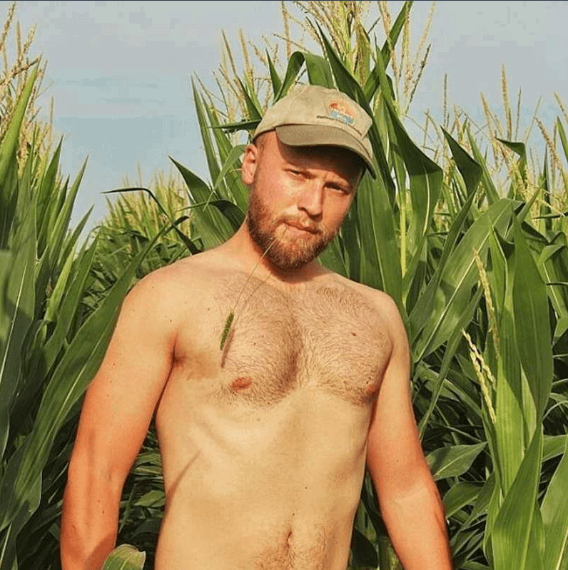 Album by DirtyDaddyFunStuff with the username @DirtyDaddyPorn, who is a verified user,  May 9, 2024 at 12:37 AM and the text says '#countryboys 2'