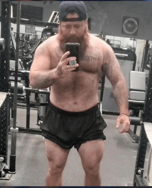 Photo by DirtyDaddyFunStuff with the username @DirtyDaddyPorn, who is a verified user,  May 1, 2024 at 11:53 PM and the text says 'Nice3 #hairy #kilt #bears'