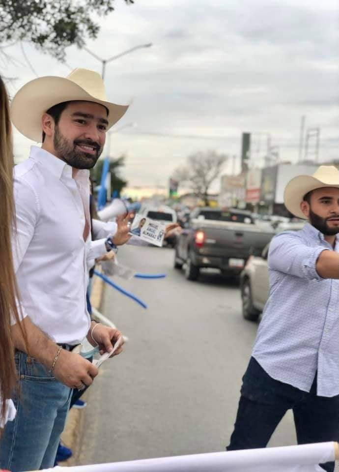 Photo by DirtyDaddyFunStuff with the username @DirtyDaddyPorn, who is a verified user,  April 28, 2024 at 8:55 PM and the text says 'Hot 4 #mexico #cowboys #countryboys'