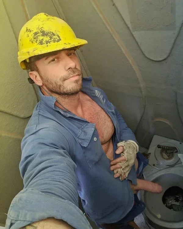 Photo by DirtyDaddyFunStuff with the username @DirtyDaddyPorn, who is a verified user,  April 14, 2024 at 12:31 AM and the text says '#Construction 1  #toolbelts #uniforms #butch #manly #worksex #hairy #handyman #armpits'