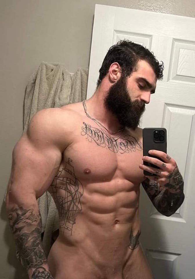 Photo by DirtyDaddyFunStuff with the username @DirtyDaddyPorn, who is a verified user,  December 9, 2023 at 12:23 AM and the text says '#hairy hunks #apmpits'