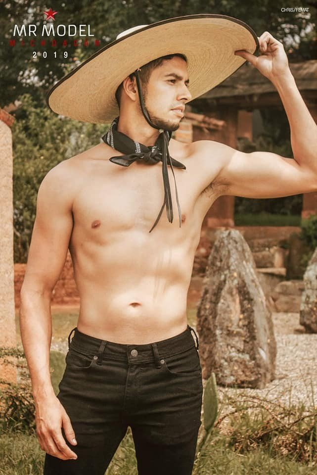 Photo by DirtyDaddyFunStuff with the username @DirtyDaddyPorn, who is a verified user,  April 28, 2024 at 11:08 PM and the text says 'Wow 9 #cowboys #armpits #muscles #mexico'