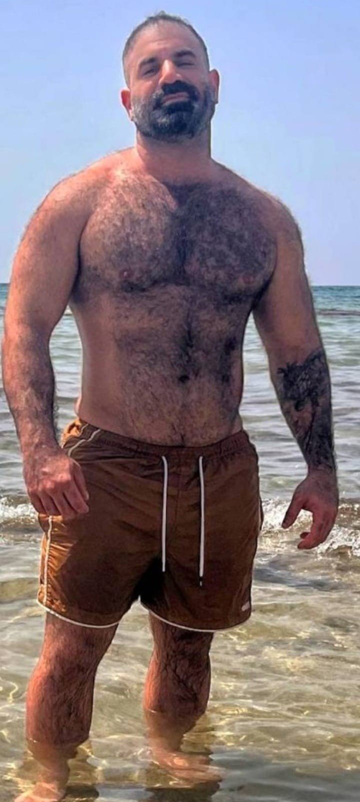 Album by DirtyDaddyFunStuff with the username @DirtyDaddyPorn, who is a verified user,  June 30, 2024 at 8:51 PM and the text says 'Hot #daddies #muscles #hairy'