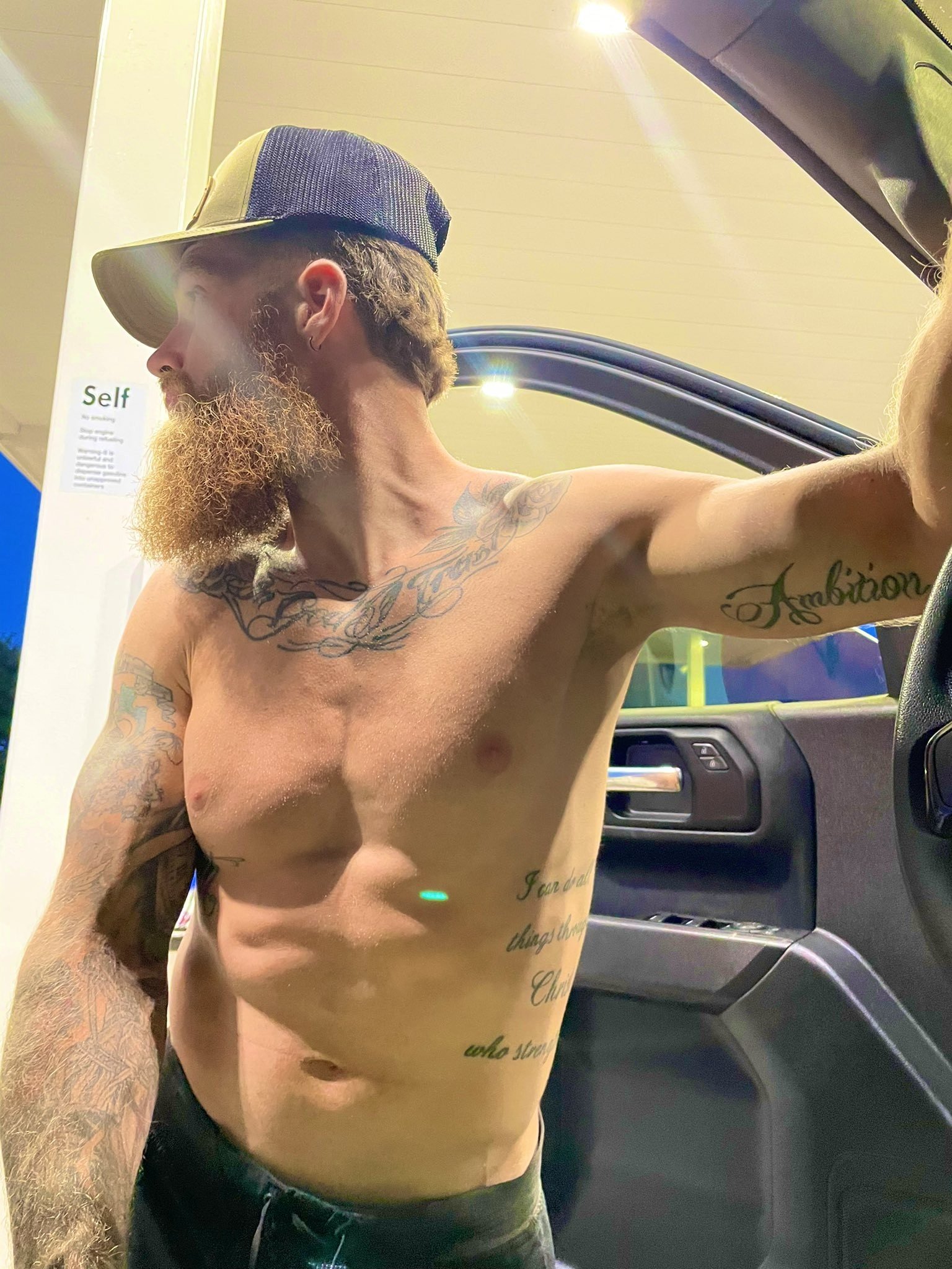 Album by DirtyDaddyFunStuff with the username @DirtyDaddyPorn, who is a verified user,  January 28, 2024 at 7:06 PM and the text says '#Cowboys and #countryboys 17 #gingers #abs #muscles #beards'