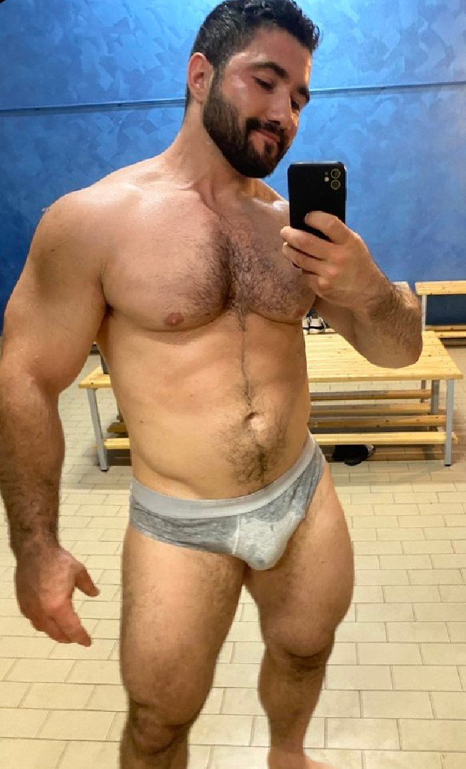 Album by DirtyDaddyFunStuff with the username @DirtyDaddyPorn, who is a verified user,  June 9, 2024 at 12:23 AM and the text says 'Hot 21 #hairy #daddies'