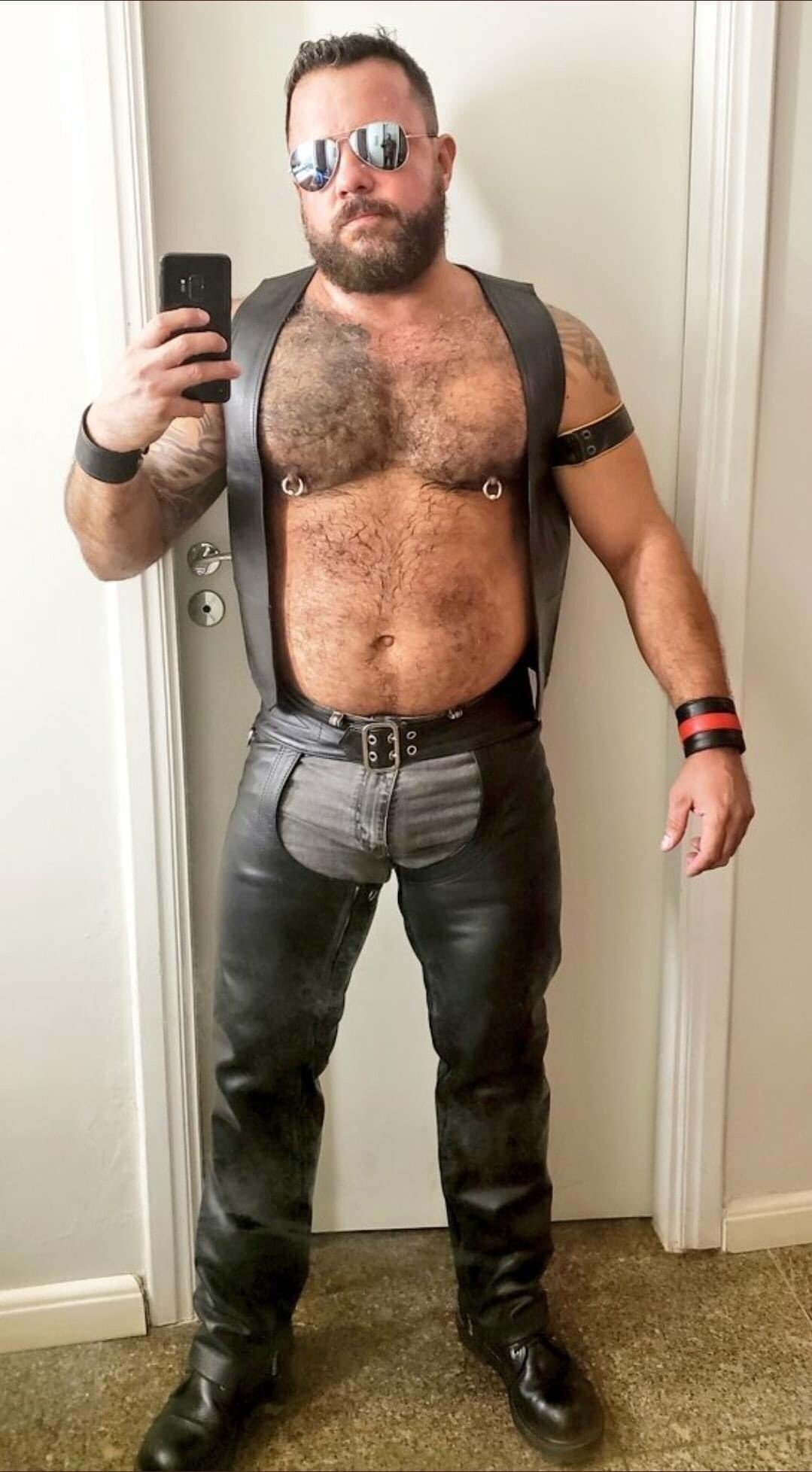 Photo by DirtyDaddyFunStuff with the username @DirtyDaddyPorn, who is a verified user,  December 4, 2023 at 5:09 PM and the text says '#sporty and #buff'