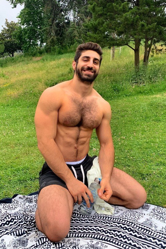 Photo by DirtyDaddyFunStuff with the username @DirtyDaddyPorn, who is a verified user,  April 29, 2024 at 12:26 AM and the text says 'Stud 9 #butch #hairy #manly #muscles #funnies #sports'