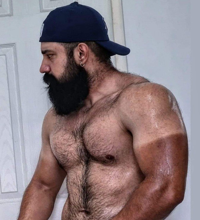 Photo by DirtyDaddyFunStuff with the username @DirtyDaddyPorn, who is a verified user,  April 29, 2024 at 1:10 AM and the text says 'Stud 8 #bears and #otters and #hairy and #funny'