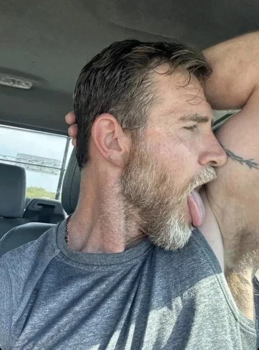 Photo by DirtyDaddyFunStuff with the username @DirtyDaddyPorn, who is a verified user,  July 7, 2024 at 12:56 AM and the text says '#daddy #stubble #armpit'