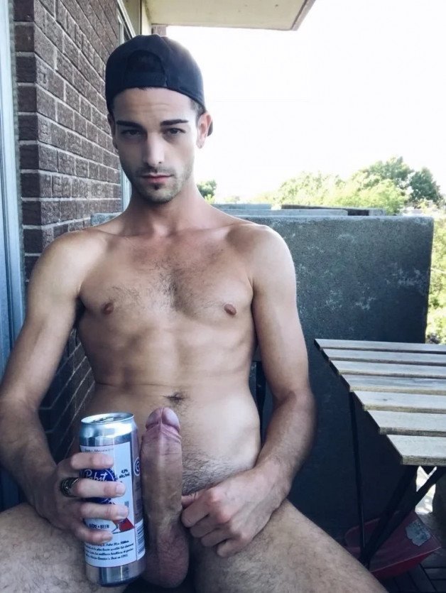 Photo by AussieHardinboy32 with the username @Hardinboy67, who is a verified user,  May 25, 2024 at 8:05 PM. The post is about the topic Hardinboy's Wanking Stuff