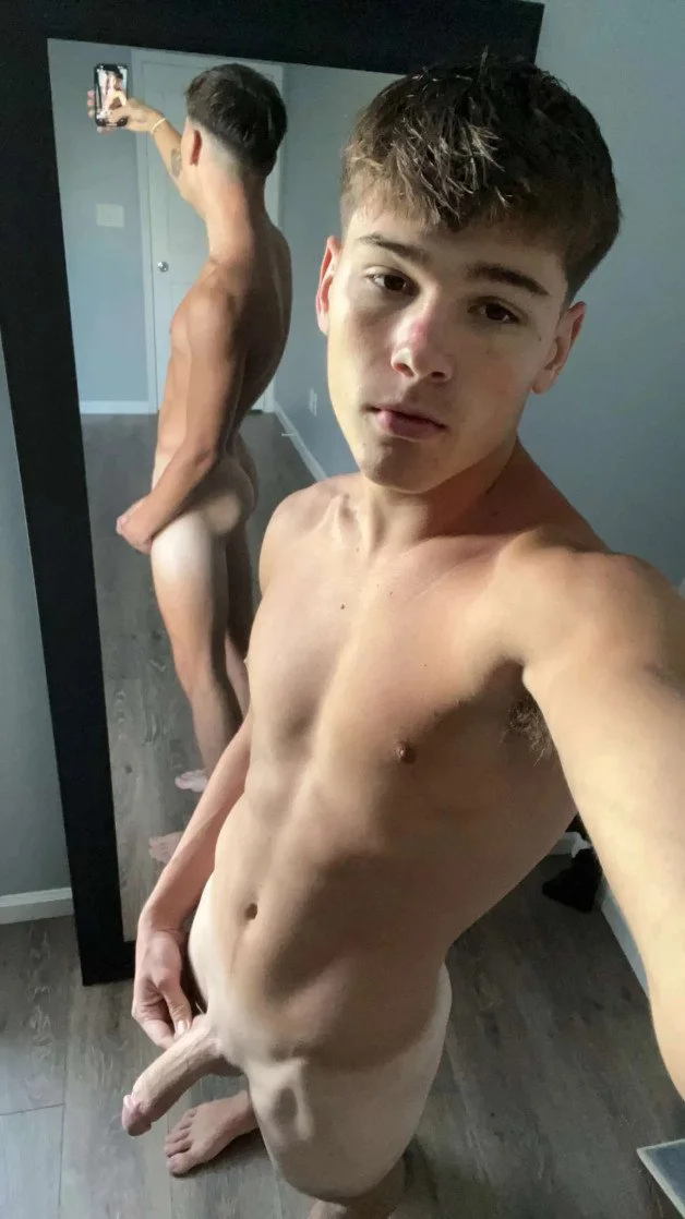 Photo by AussieHardinboy32 with the username @Hardinboy67, who is a verified user,  February 20, 2024 at 1:25 AM. The post is about the topic Hardinboy's Wanking Stuff