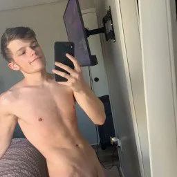 Photo by AussieHardinboy32 with the username @Hardinboy67, who is a verified user,  April 21, 2024 at 1:10 AM. The post is about the topic Hardinboy's Wanking Stuff