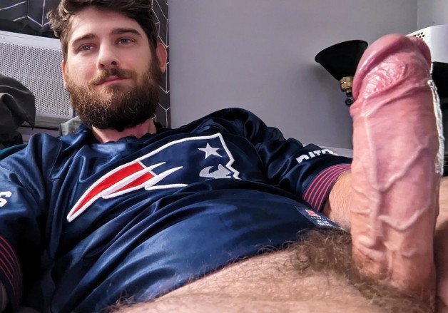 Photo by AussieHardinboy32 with the username @Hardinboy67, who is a verified user,  May 23, 2024 at 5:09 AM. The post is about the topic Hardinboy's Wanking Stuff