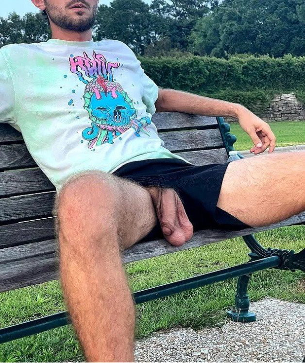Photo by AussieHardinboy32 with the username @Hardinboy67, who is a verified user,  April 28, 2024 at 1:56 AM. The post is about the topic Hardinboy's Wanking Stuff