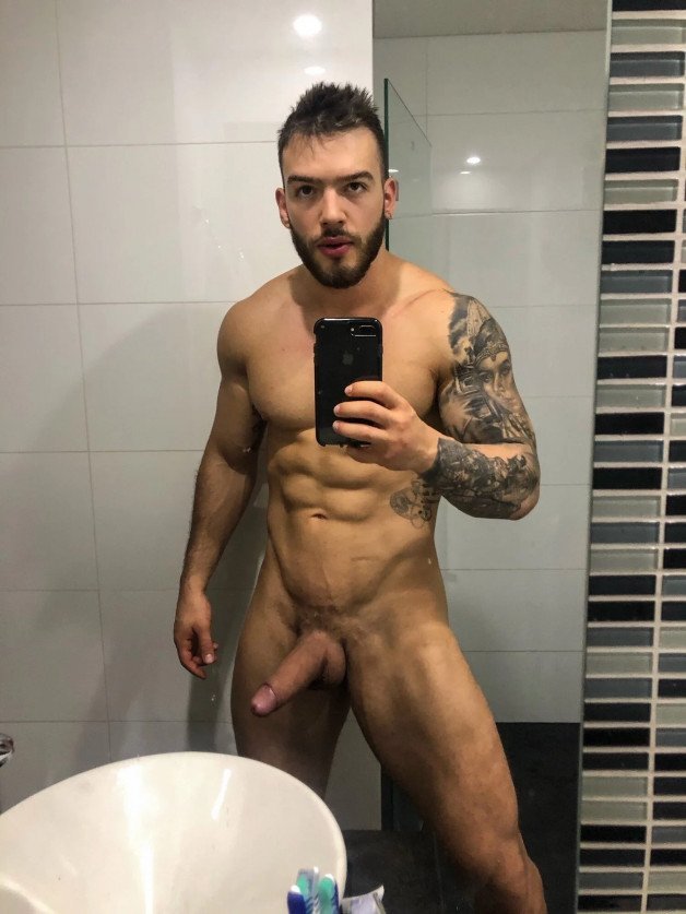 Photo by AussieHardinboy32 with the username @Hardinboy67, who is a verified user,  May 20, 2024 at 9:39 PM. The post is about the topic Hardinboy's Wanking Stuff